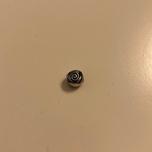 Pandora rose/flower charm